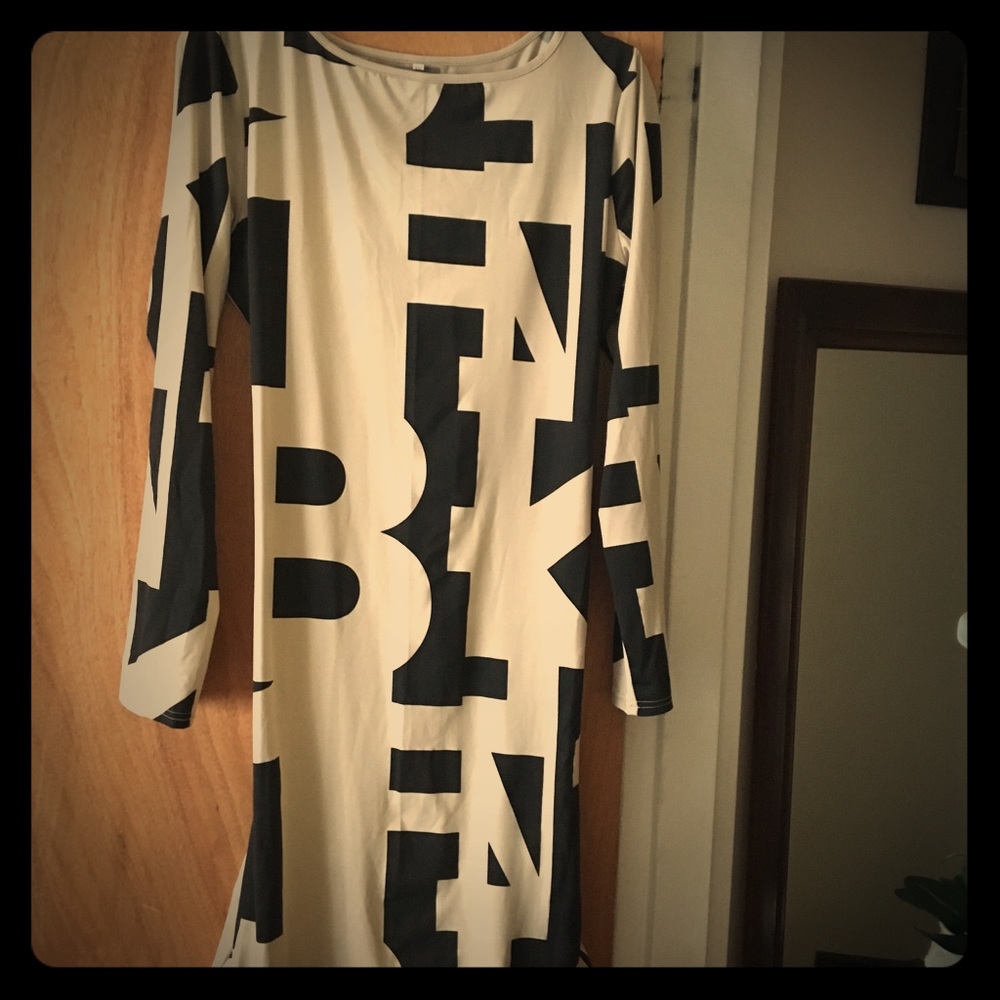 Dress Polyester 15% spandex